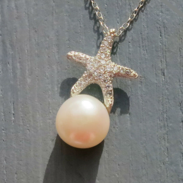 PAVE STARFISH WITH PEARL